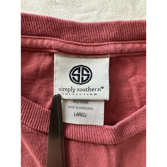 Simply Southern Long Sleeve Deep Pink Long Sleeve Large T-Shirt, Graphic w/Roses - Picture 6 of 12